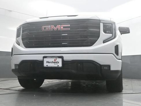 Used 2023 GMC Sierra 1500 Elevation AWD/4WD image 37