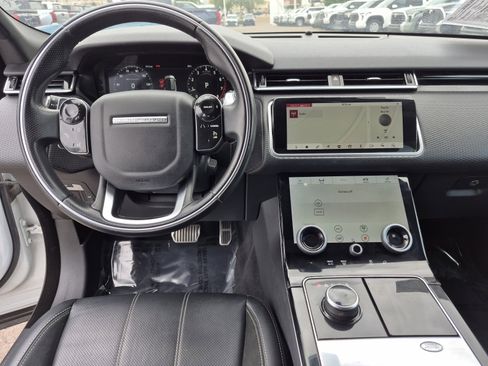 Used 2019 Land Rover Range Rover Velar R-Dynamic SE AWD/4WD image 18