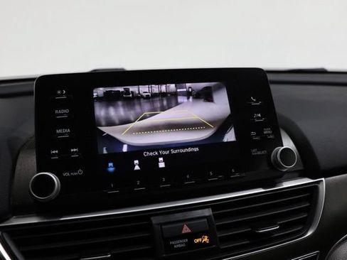 Used 2018 Honda Accord LX image 26