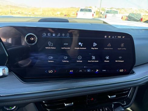 New 2026 Chevrolet Suburban LS image 27