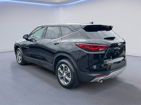 Used 2023 Chevrolet Blazer LT image 5