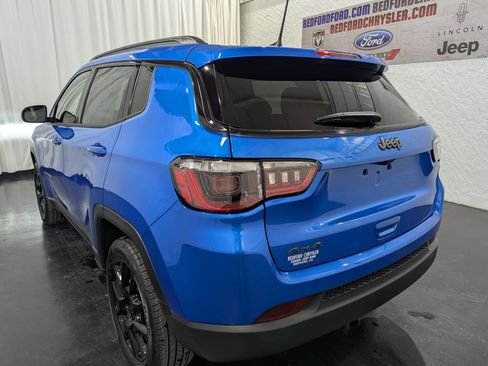 New 2026 Jeep Compass Latitude image 8