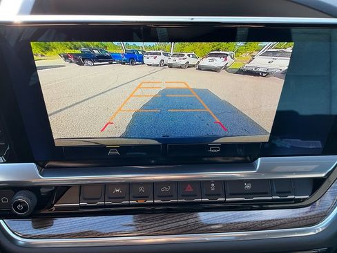 Used 2023 Chevrolet Silverado 1500 RST w/ Protection Package AWD/4WD image 21