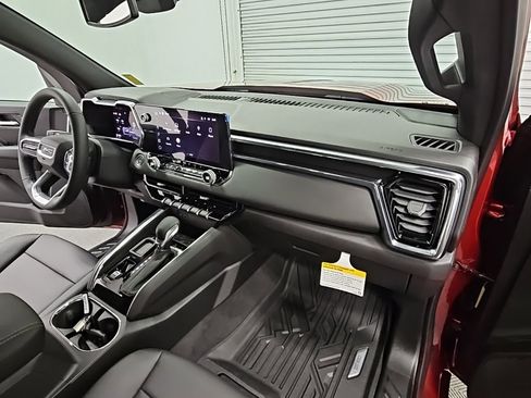 New 2026 GMC Canyon Elevation w/ Convenience Package image 38