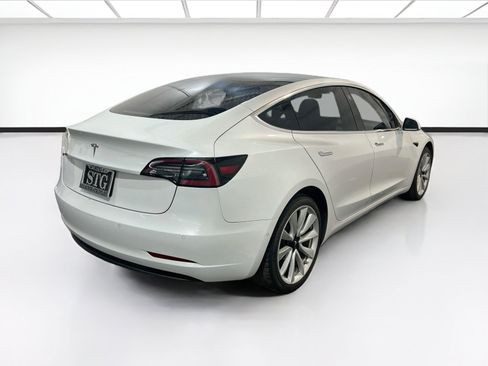 Used 2019 Tesla Model 3 RWD image 4