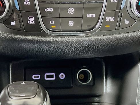 Used 2020 Chevrolet Equinox LT AWD/4WD image 25