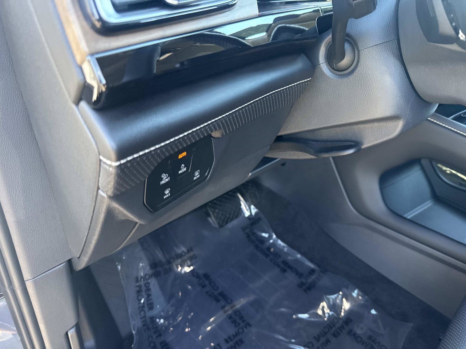 Certified 2026 Volkswagen Atlas SE AWD/4WD image 23