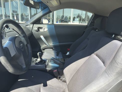 Used 2003 Nissan 350Z Coupe RWD image 17
