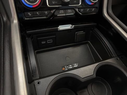 Used 2022 GMC Yukon Denali image 33