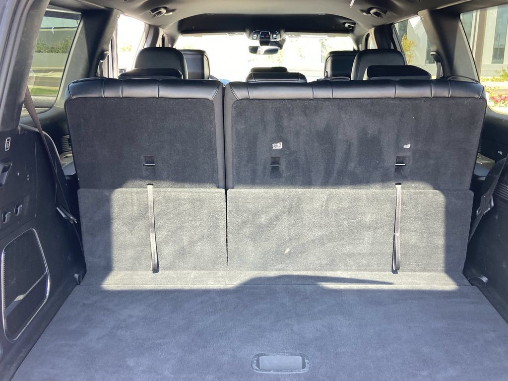 Used 2024 Jeep Wagoneer Series II w/ Flexible Seating Group RWD image 22