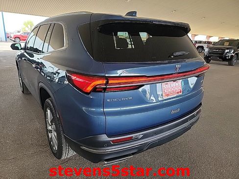Used 2026 Buick Enclave Preferred image 10