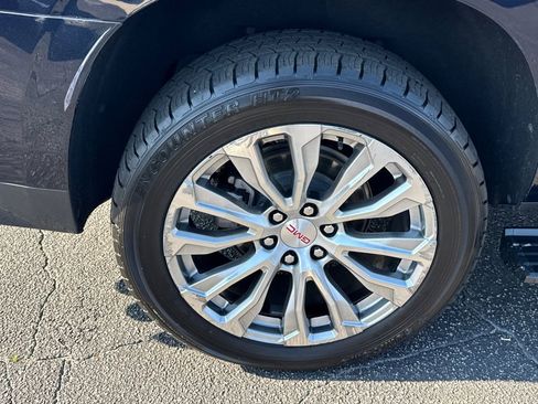 Used 2023 GMC Yukon XL Denali image 18