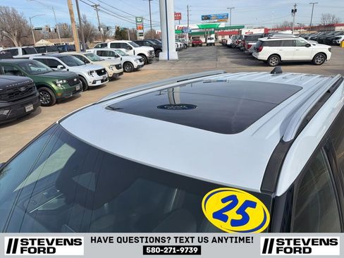 Used 2025 Ford Explorer Platinum w/ LUX Leather Package image 11