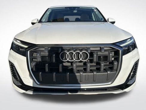 Used 2025 Audi Q7 3.0T Premium Plus AWD/4WD image 8