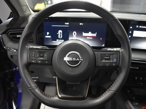 Certified 2025 Nissan Kicks SR image 23