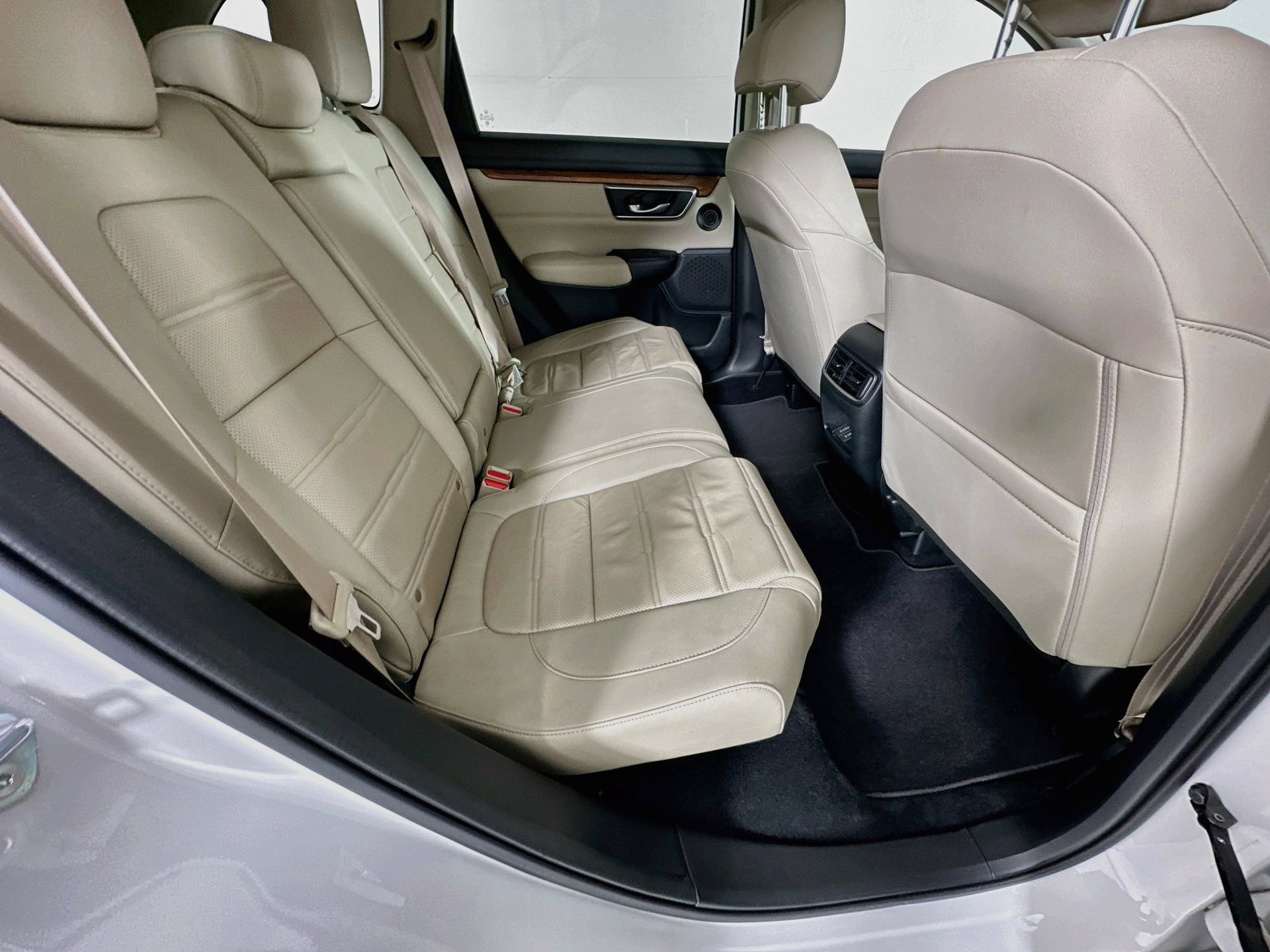 Used 2022 Honda CR-V Touring image 29