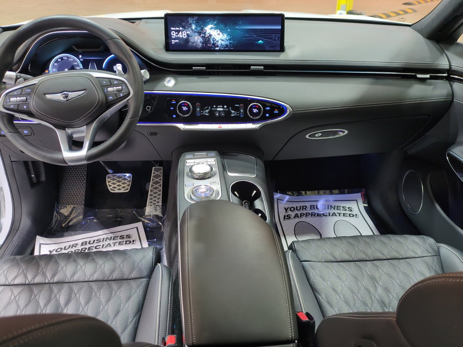 Certified 2025 Genesis GV70 3.5T Sport w/ Sport Prestige Package AWD/4WD image 17