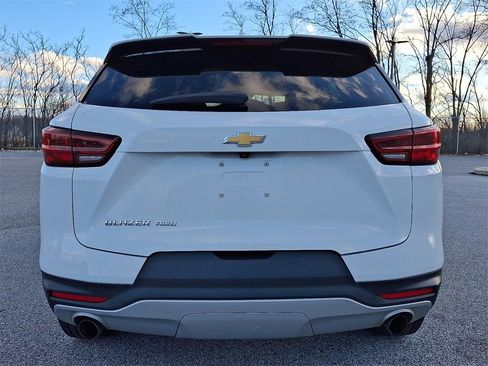 Used 2023 Chevrolet Blazer LT image 8