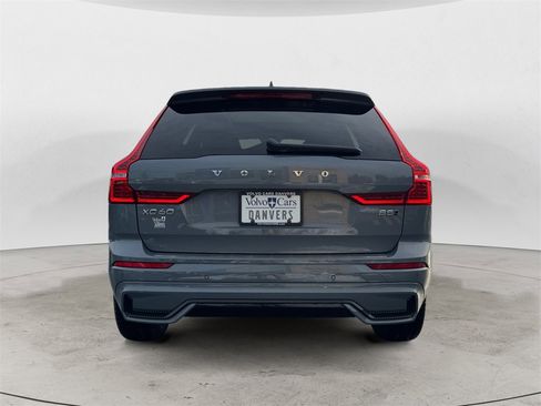 Certified 2023 Volvo XC60 B5 Plus w/ Climate Package image 4