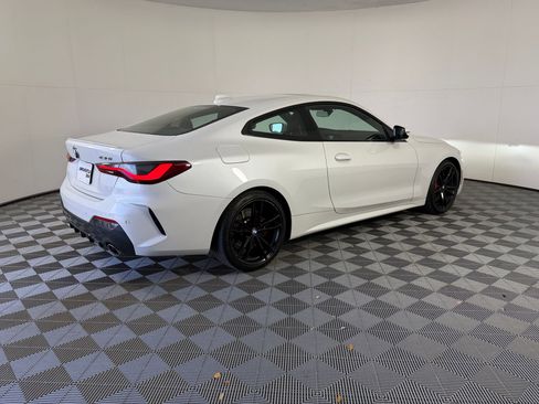 Used 2022 BMW 430i Coupe w/ M Sport Package image 9