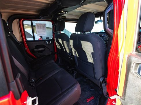 Used 2020 Jeep Gladiator Sport w/ Quick Order Package 24S image 30