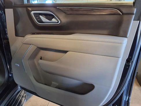 Used 2023 Chevrolet Tahoe LT AWD/4WD image 6