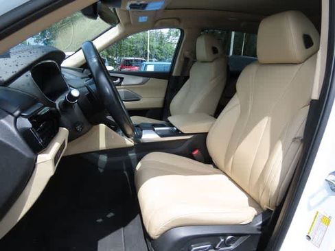 Used 2022 Acura MDX SH-AWD image 12