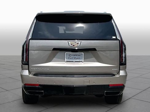 Used 2025 Cadillac Escalade Sport Platinum w/ LPO, Floor Liner Package AWD/4WD image 5