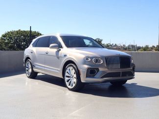 Used 2023 Bentley Bentayga Extended Wheelbase video 1