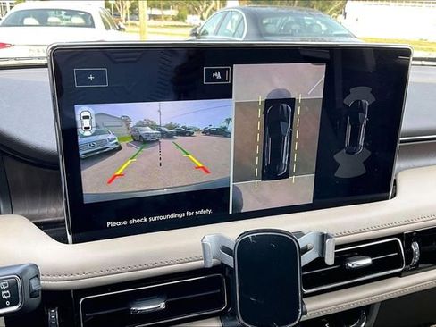 Used 2023 Lincoln Nautilus Reserve w/ Equipment Group 201A image 13