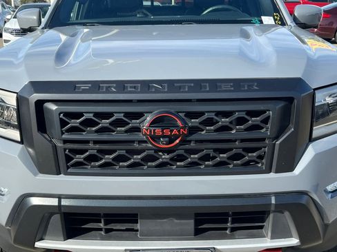 Used 2022 Nissan Frontier Pro-X w/ Pro-X Premium Package image 9