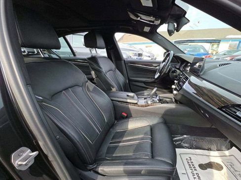 Used 2018 BMW 530i xDrive image 24