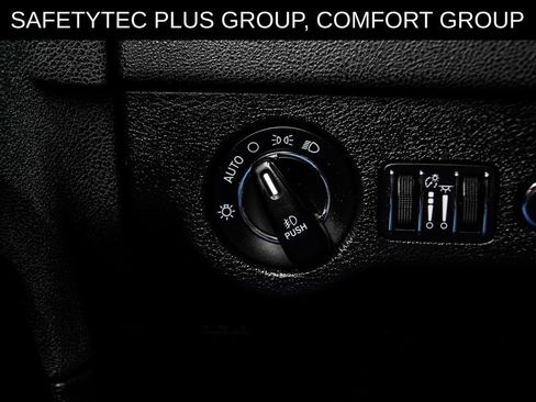 Used 2023 Chrysler 300 S w/ Comfort Group RWD image 32