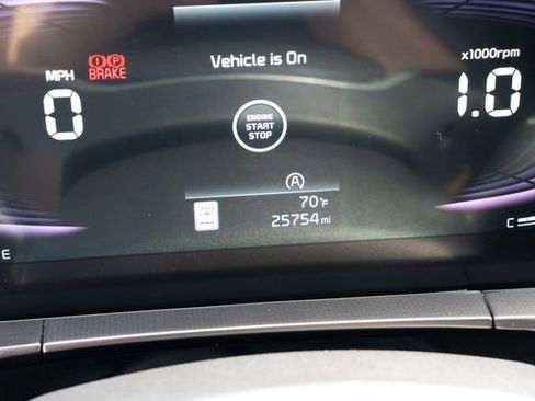 Used 2025 Kia Telluride S AWD/4WD image 11