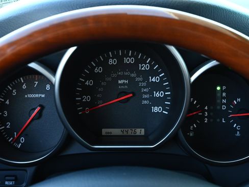 Used 2005 Lexus SC 430 Convertible image 14