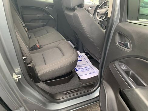 Used 2019 Chevrolet Colorado LT w/ LT Convenience Package image 11