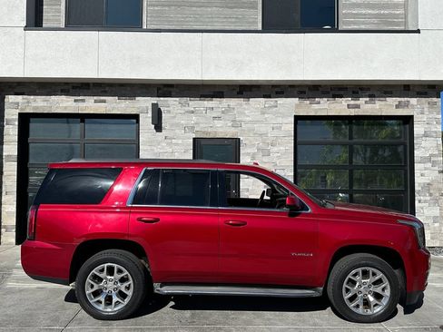 Used 2015 GMC Yukon SLT w/ Open Road Package AWD/4WD image 2