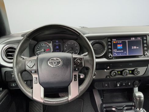 Used 2020 Toyota Tacoma TRD Sport RWD image 13
