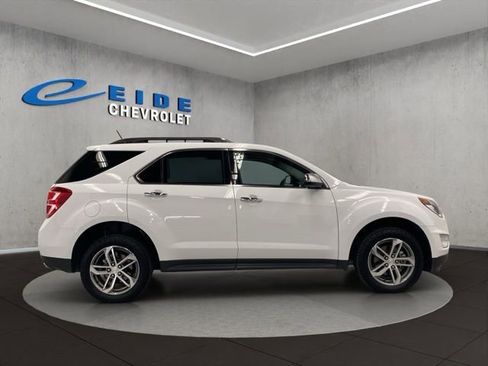 Used 2017 Chevrolet Equinox Premier w/ Enhanced Convenience Package AWD/4WD image 2