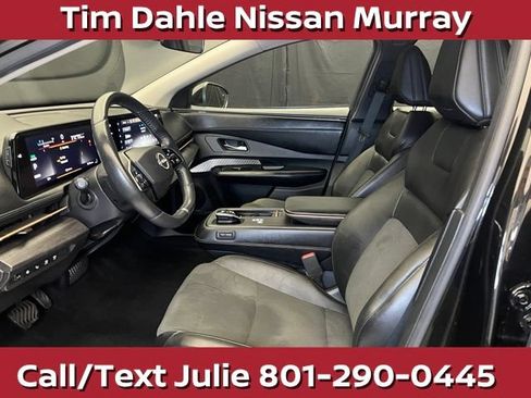 Used 2023 Nissan Ariya AWD image 21