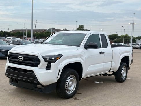 Used 2024 Toyota Tacoma SR RWD image 4