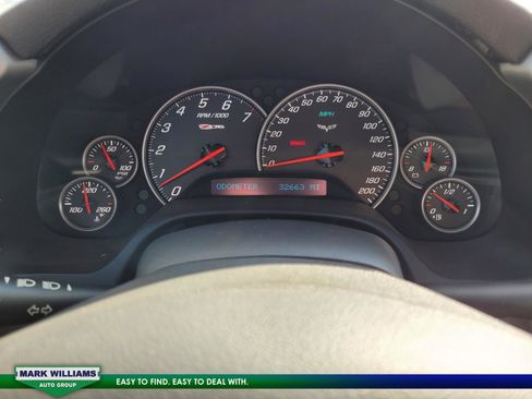 Used 2006 Chevrolet Corvette Z06 w/ Preferred Equipment Group image 15