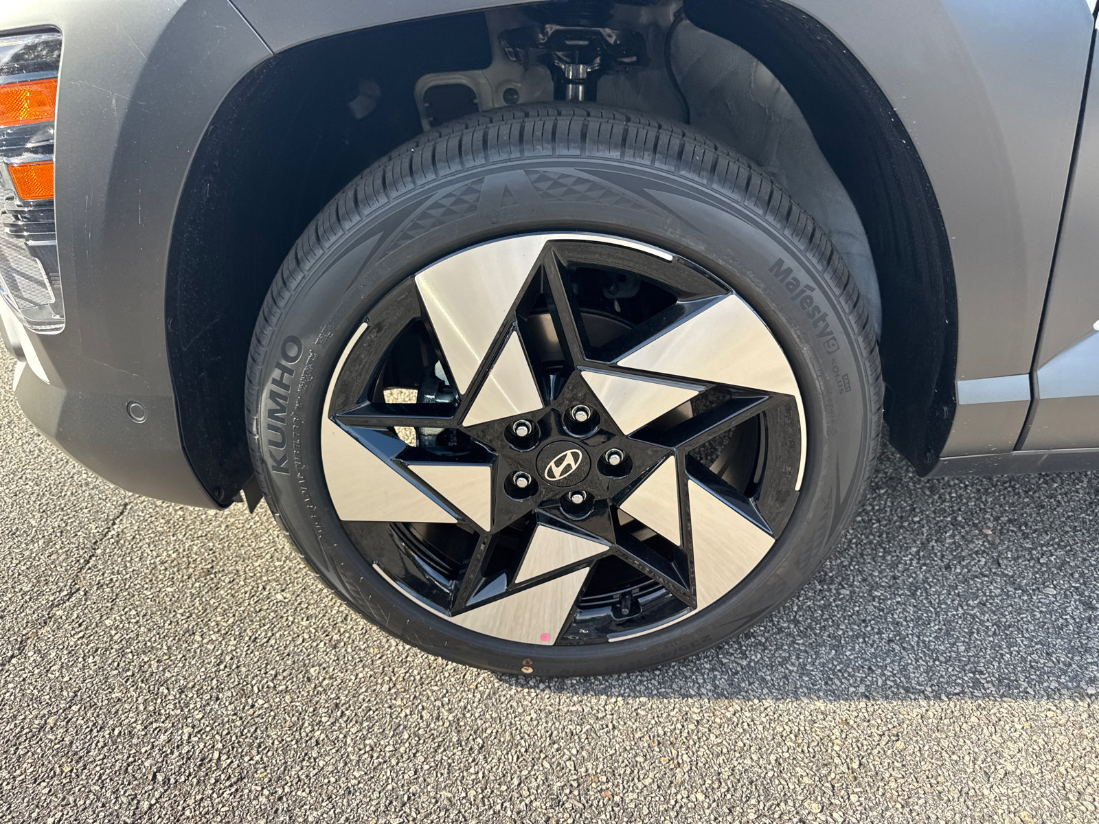 New 2026 Hyundai Kona Limited AWD/4WD image 12