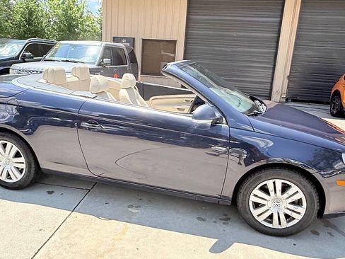 Used 2008 Volkswagen Eos Komfort FWD image 14