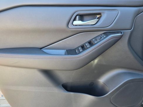 New 2026 Nissan Rogue SV image 17