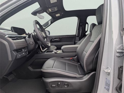 New 2025 GMC Sierra EV Denali image 14