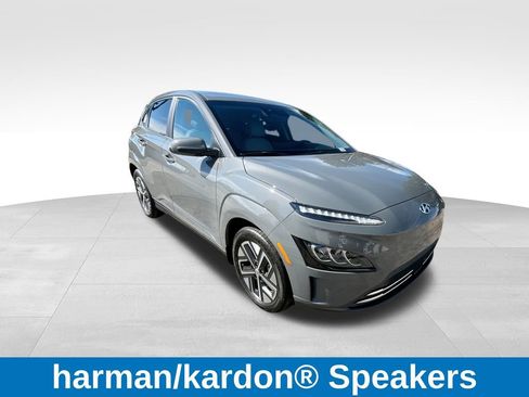 Used 2023 Hyundai Kona Limited image 3