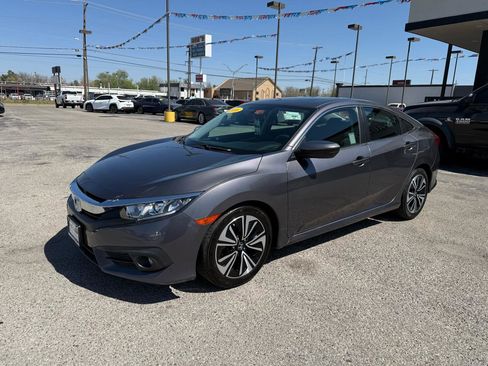 Used 2016 Honda Civic EX-T image 2