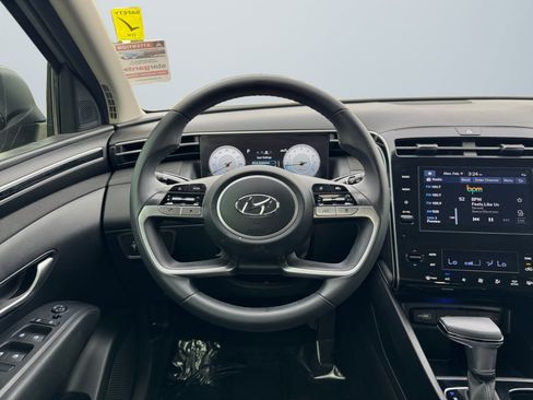 Used 2023 Hyundai Tucson SEL w/ Convenience Package image 11
