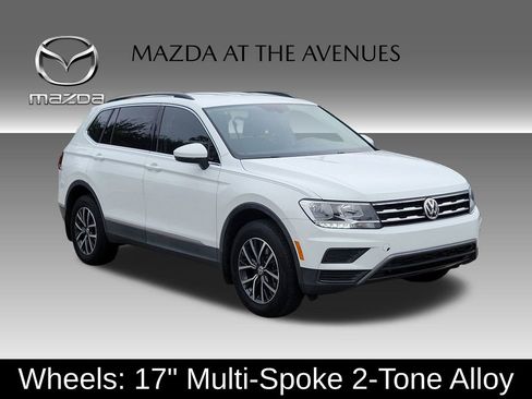 Used 2020 Volkswagen Tiguan SE image 3
